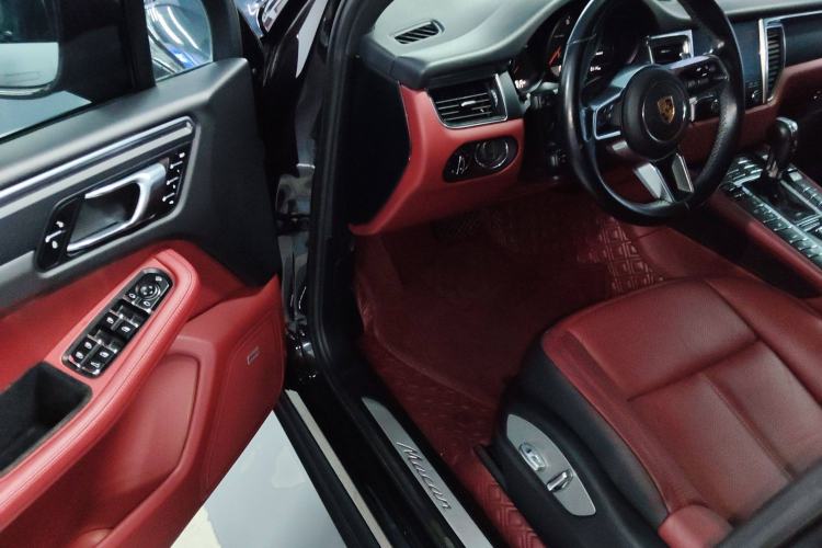 Used Porsche Macan 2017 Macan 2.0T