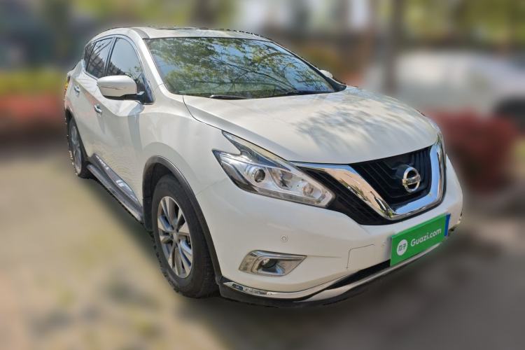 Used Nissan Murano 2015 2.5L XL Two-Wheel Drive Smart Edition Front Right 45 Deg