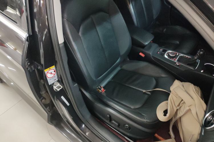 Used Audi A3 2014 Limousine 35 TFSI Automatic Comfort Model