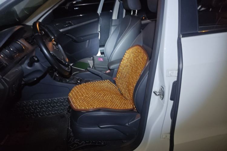 Used Volkswagen Lavida 2017 1.6L Automatic Comfort Edition
