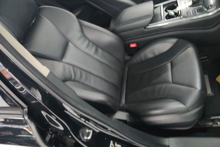 Used Hongqi H5 2020 1.8T Automatic ZhiLian QiYun Edition Right Front Seat