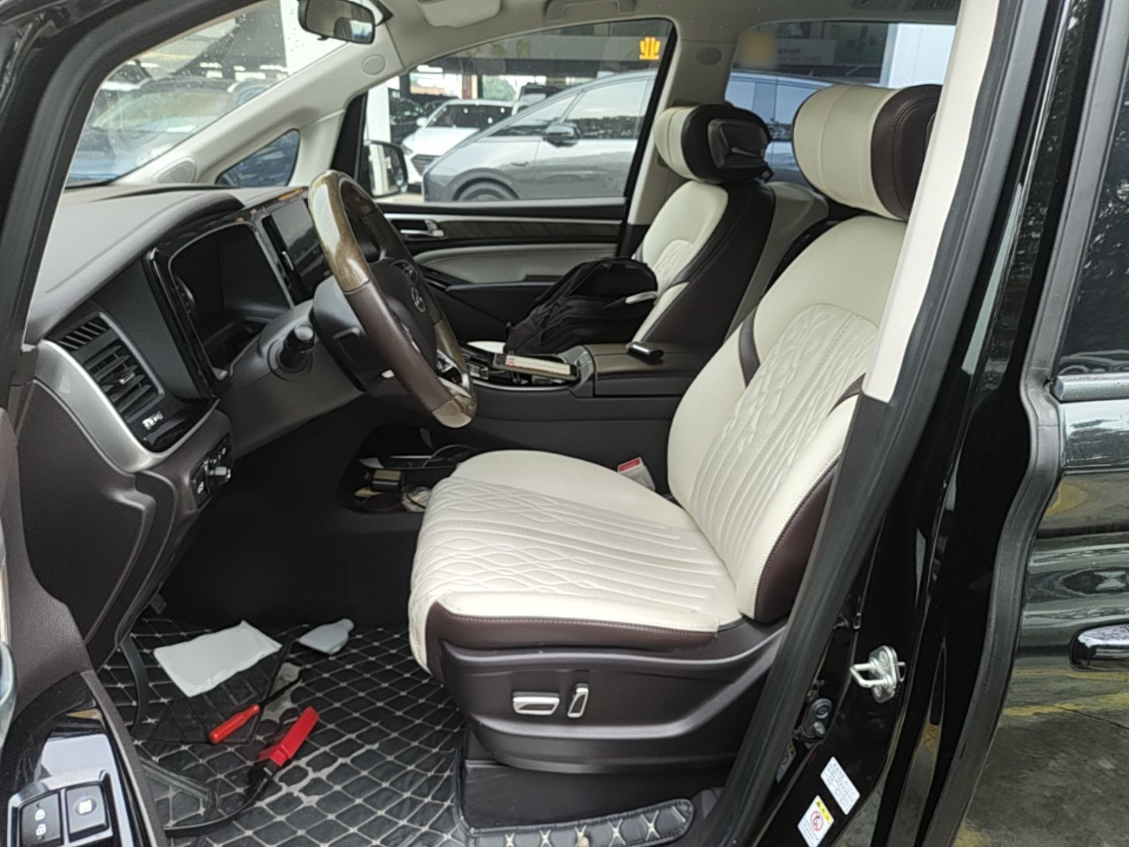 Avant de la voiture