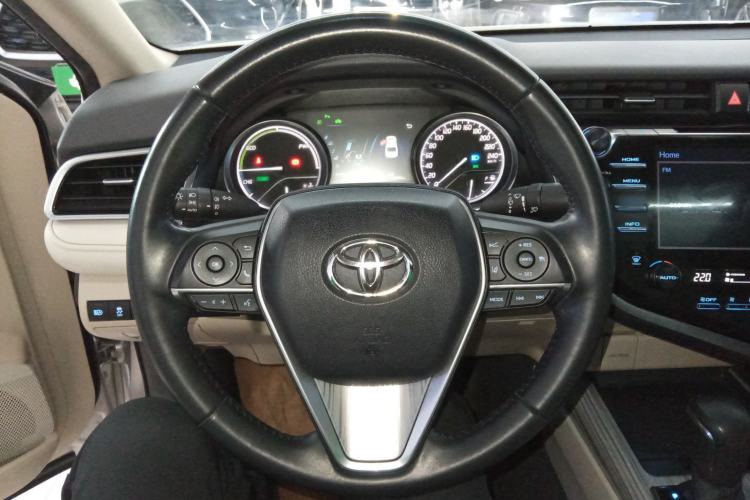 Used Toyota Camry 2018 Dual-Engine 2.5 HG Luxury Edition
