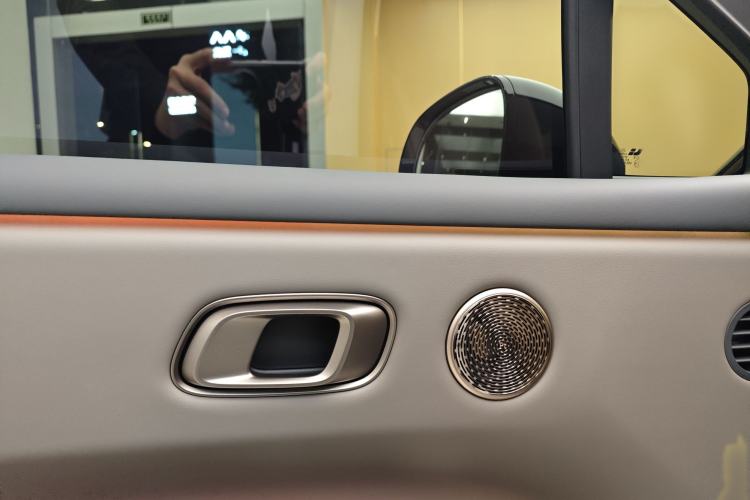 Used Li Auto Li Auto i8 2025 Model Standard Version