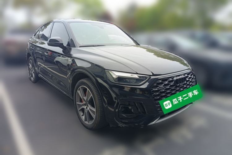 Used Audi Q5L Sportback 2022 40 TFSI Luxury Model Front Right 45 Deg