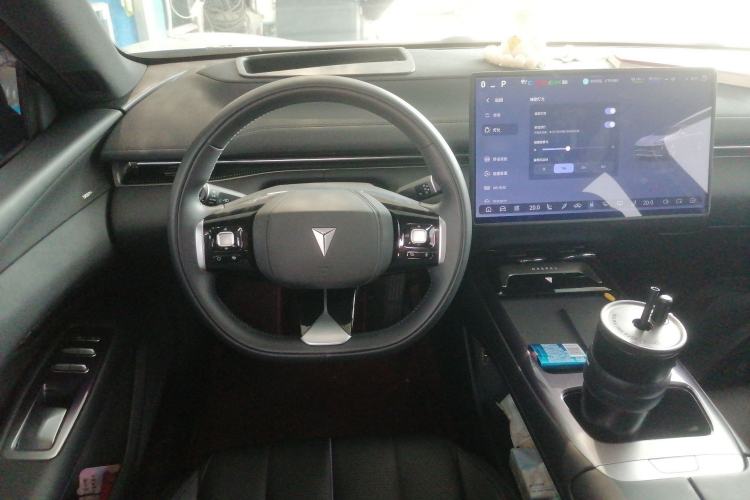 Used Deepal L07 2024 230Max Range-Extended Version Steering Wheel