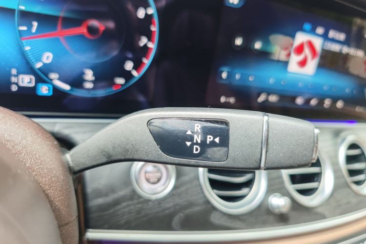 Used Mercedes-Benz E-Class 2023 E 300 L Luxury Model Gear Lever