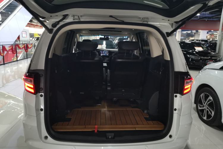 Used Honda Odyssey 2018 2.4L Smart Edition Trunk