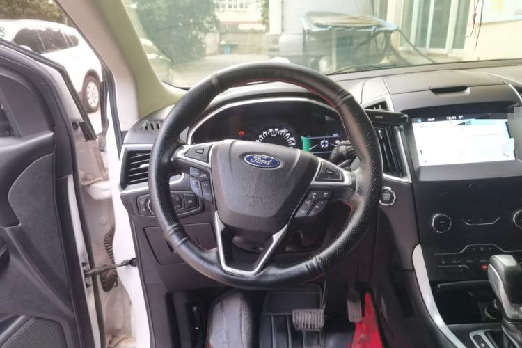 Used Ford Edge 2016 EcoBoost 245 Four-Wheel Drive Titanium Edition 7-Seater