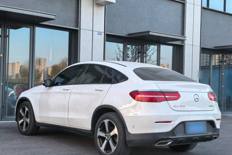 Used Mercedes-Benz GLC Coupe 2018 GLC 200 4MATIC Coupe SUV
