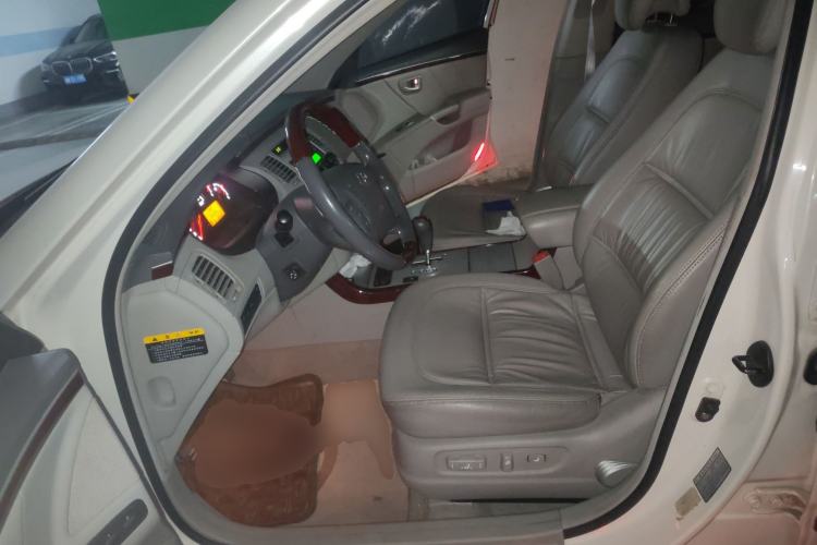 Used Hyundai Azera 2006 3.3 Top-of-the-Line Version Left Front Seat