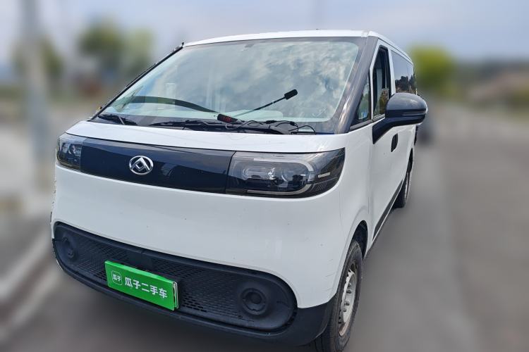 Used SAIC MAXUS Dana V1 2025 Low-Roof Multi-Function Version 42 kWh