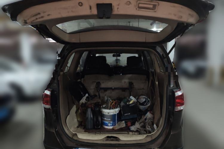 Used Baojun 730 2014 1.5L manual standard trim 7 seats