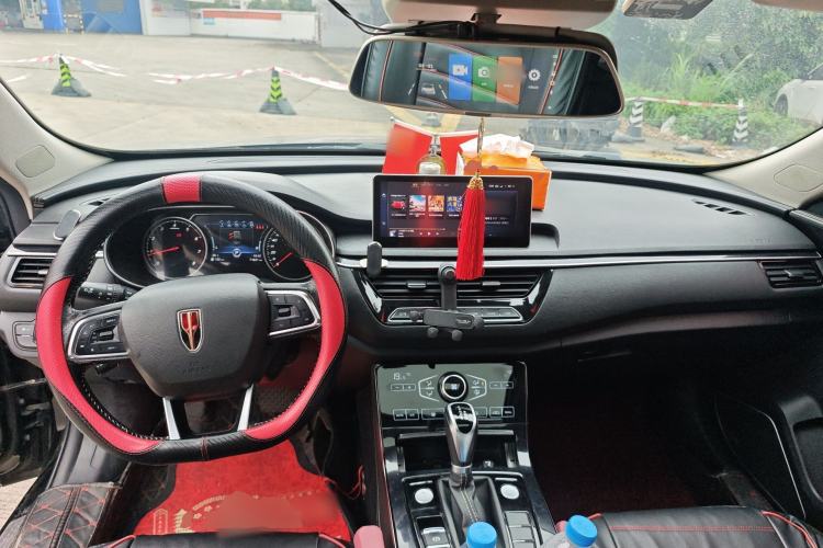 Used Hongqi H5 2019 30TD Smart Connect Dynamic Edition Center Console