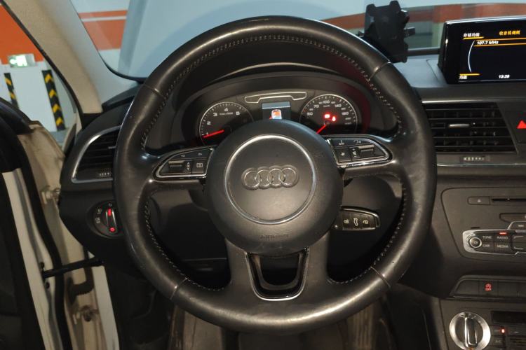 Used Audi Q3 2015 35 TFSI quattro Technology Edition