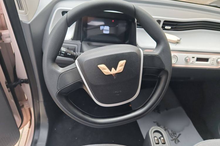 Used Wuling Hongguang MINIEV 2022 Macaron Premium Model – Lithium Iron Phosphate