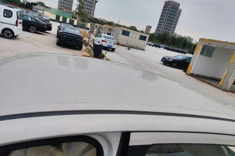 Used Wuling Hongguang MINIEV 2025 Four-Door Version Advanced Edition Roof