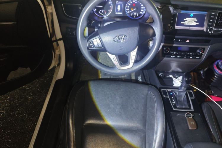 Used Hyundai Mistra 2016 1.8L Automatic Smart GLS Steering Wheel