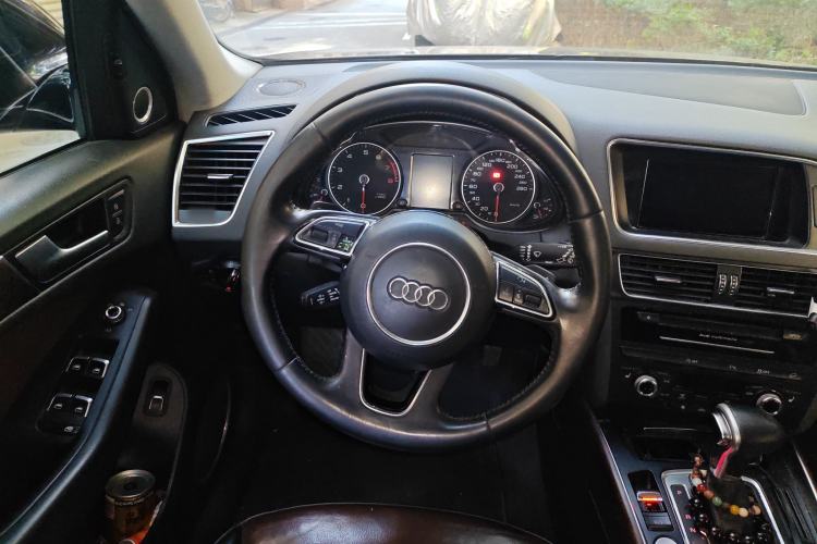 Used Audi Q5 2016 40 TFSI Comfort Model