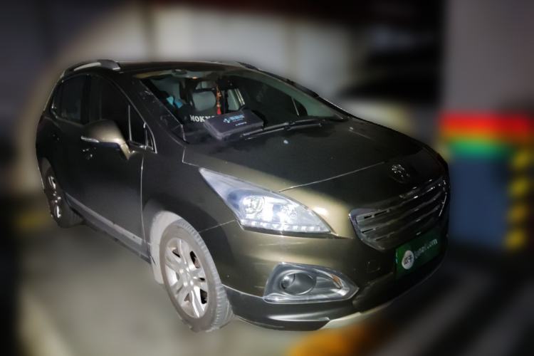 Used Peugeot 3008 2013 2.0L Automatic Trend Edition Front Right 45 Deg