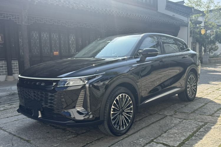 Used EXEED Stellar C-DM 2024 1.5T Long-Range Pro Front Left 45 Deg