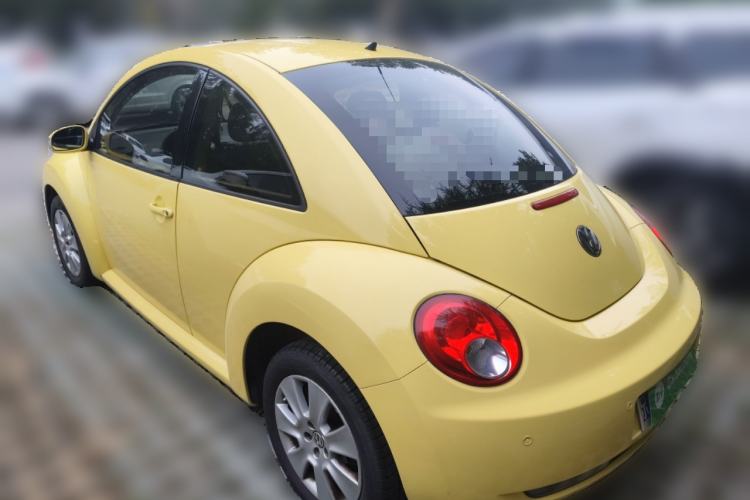 Used Volkswagen Beetle 2010 1.6 AT
