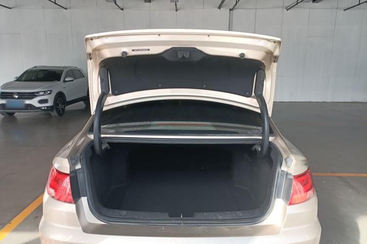 Used Geely Auto Emgrand GL 2017 1.3T Manual Elite Model Trunk