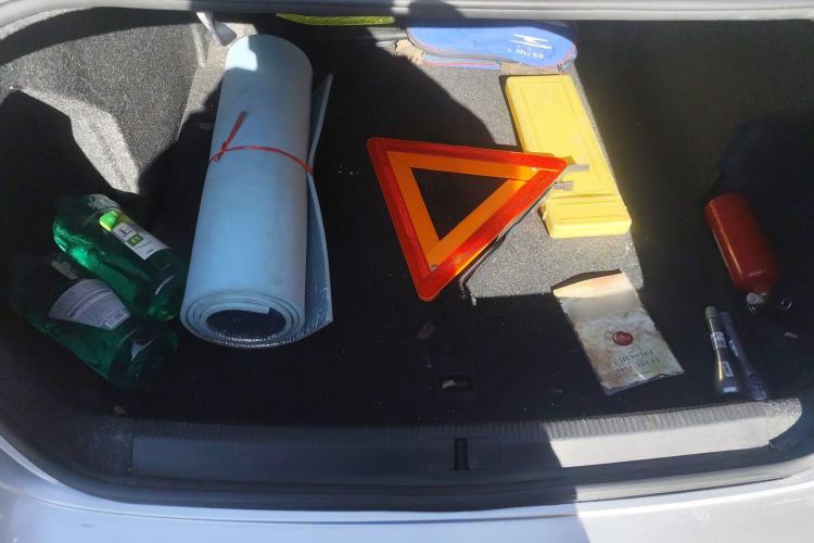 Used Volkswagen Magotan 2009 1.8 TSI DSG Comfort Edition Trunk