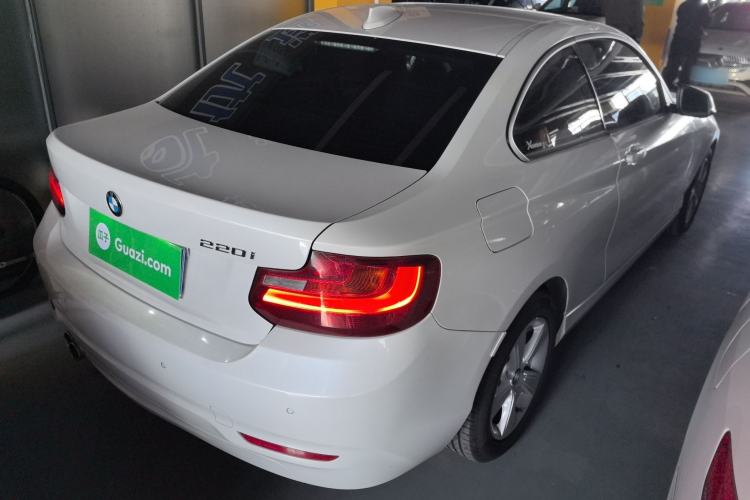 Used BMW 2 Series 2017 220i Leading Model