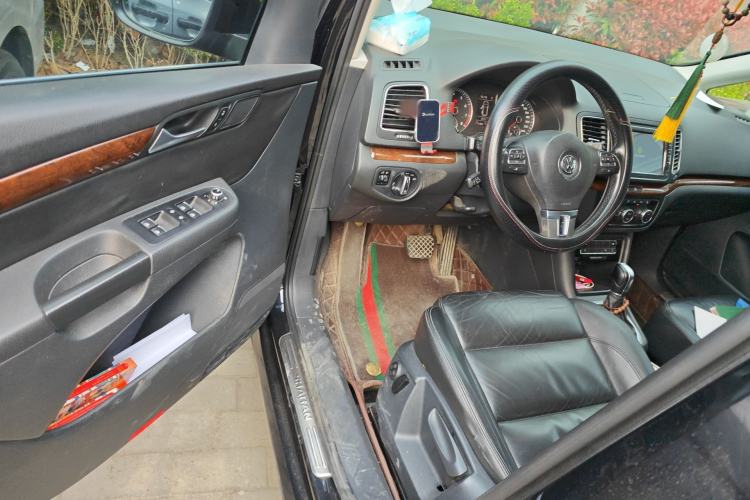 Used Volkswagen Sharan 2013 1.8TSI Comfort Model Euro IV
