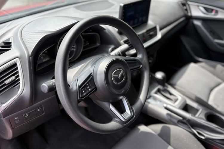 Used Mazda 3 Axela 2017 Sedan 1.5L Automatic Comfort Model Emission Standard China V Interior 2