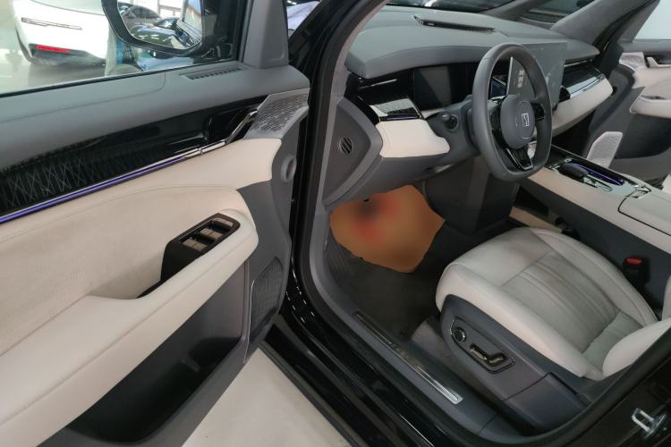 Used Zeekr 009 2022 Revised WE Version