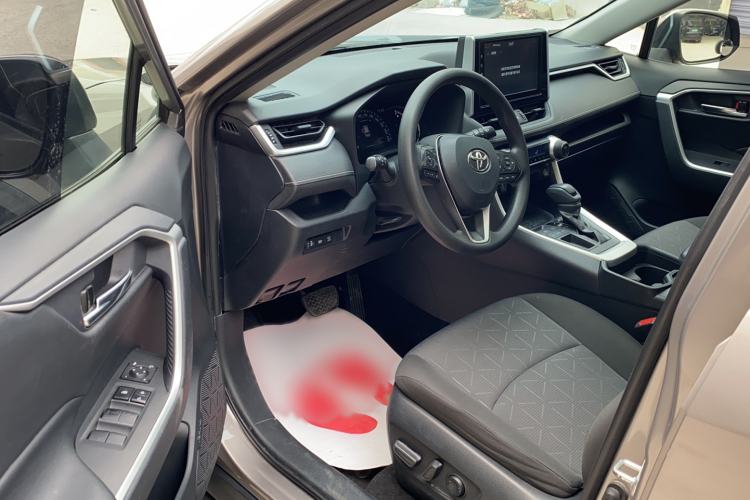 Used Toyota RAV4 2020 2.0L CVT Two-Wheel Drive Fashion Edition