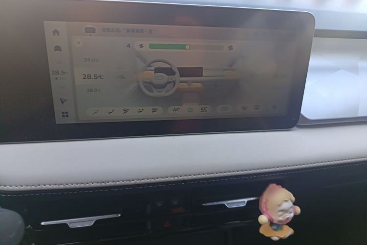 Used Geometry E Firefly 2023 320KM Cute & Handsome Tiger 5 Seats
