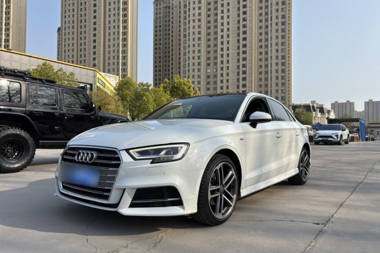 Used Audi A3 2020 Limousine 35 TFSI Fashion Edition China VI Emission Standard