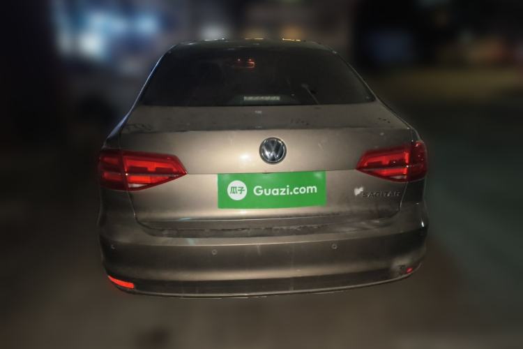 Used Volkswagen Sagitar 2017 1.6L Manual Comfort Model
