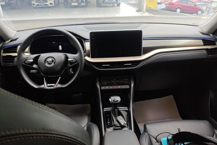 Used Skoda Kodiaq 2023 TSI330 5-Seater Two-Wheel-Drive Luxury Edition