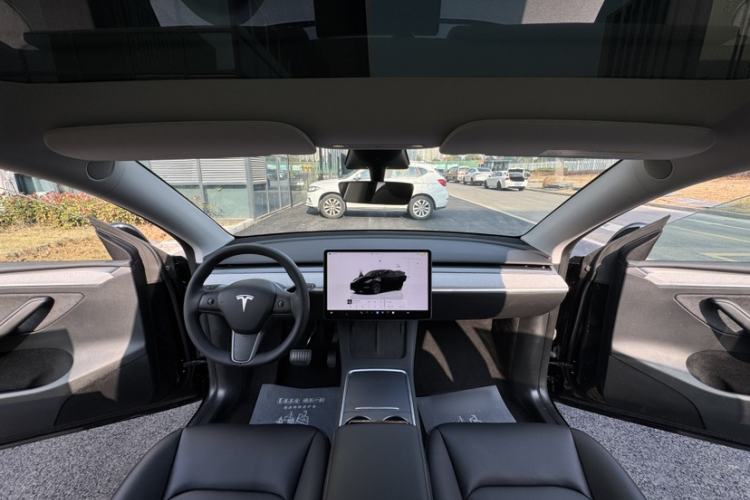 Used Tesla Model Y 2023 Rear-Wheel-Drive Version