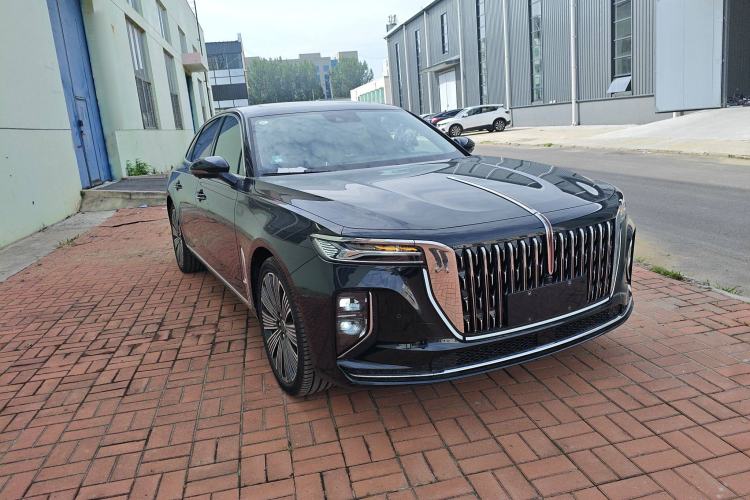 Used Hongqi H9 2025 2.0T Two-Wheel Drive Flagship Luxury Business Edition 5 Seats
