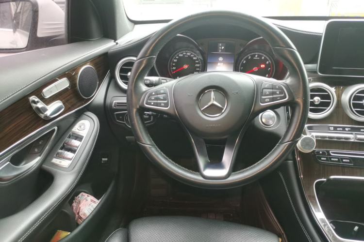 Used Mercedes-Benz GLC 2019 GLC 260 L 4MATIC Dynamic Model