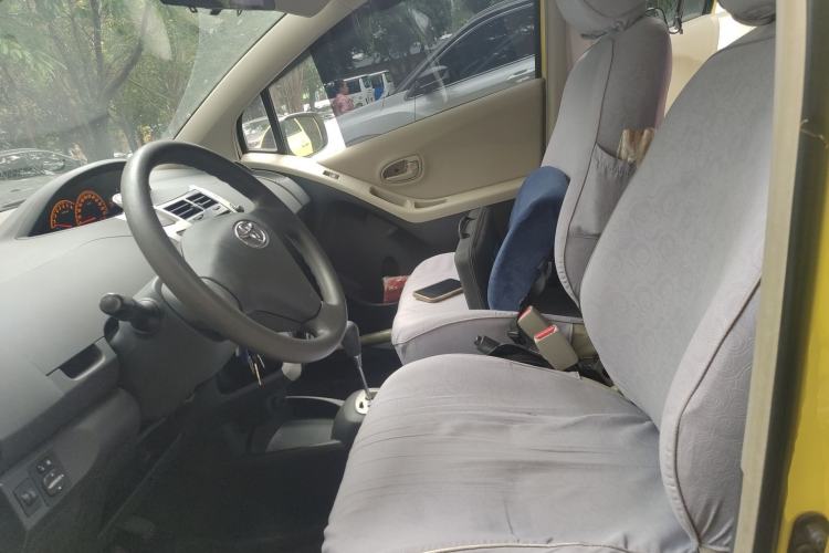 Used Toyota Yaris 2011 1.6E Automatic Charm Edition Left Front Seat