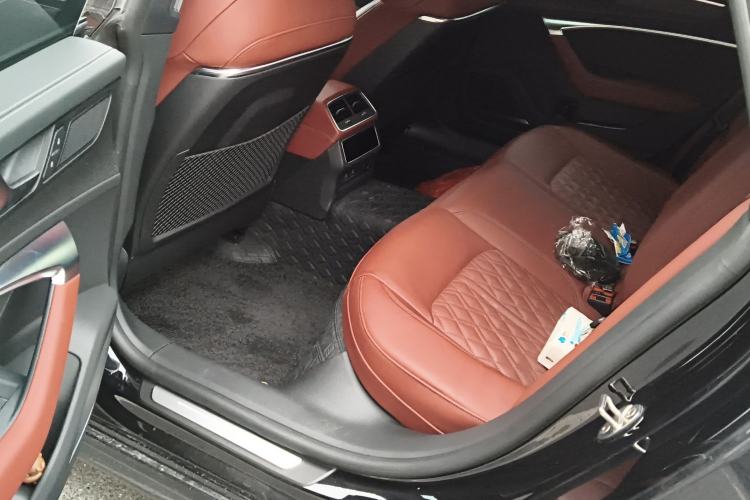 Used Audi A7L 2023 55 TFSI quattro S-line Black Warrior Edition
