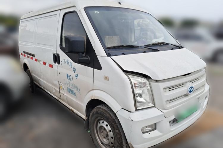 Used Ruichi EC35 2021 EC35 II Standard Edition 38.7 kWh Front Right 45 Deg