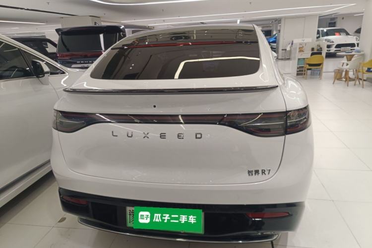 Used Hima Luxeed R7 2024 All-Electric 802 km Max
