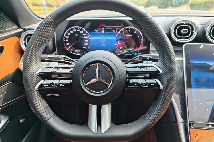 Used Mercedes-Benz C-Class 2023 Restyled C 260 L Sport Edition Interior 10