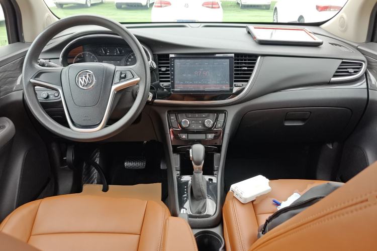 Used Buick Encore 2017 18T Automatic Two-Wheel Drive Urban Leading Model