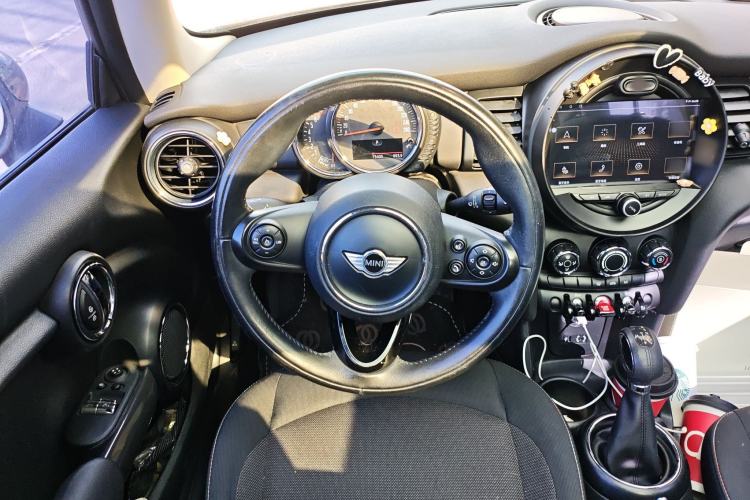 Used MINI MINI 2016 1.2T ONE Pioneer Edition
