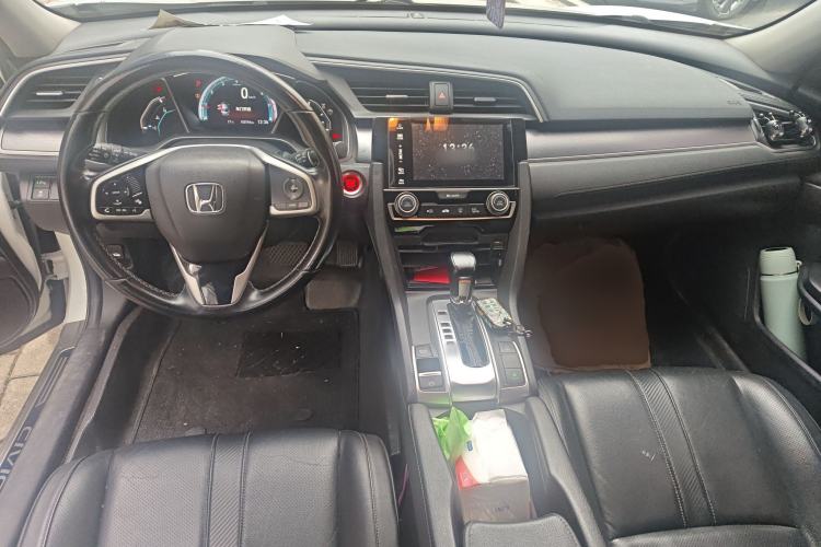 Used Honda Civic 2016 220TURBO CVT Prestige Edition
