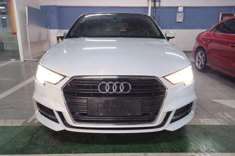 Used Audi A3 2018 30th Anniversary Edition Sportback 35 TFSI Fashion Model
