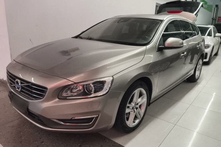 Used Volvo V60 2015 T5 Zhiya Edition